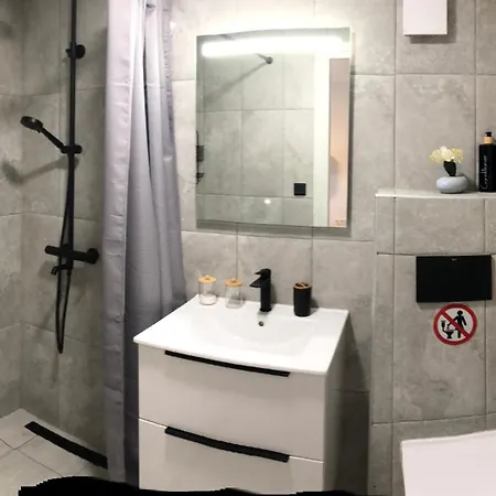 Leah Hotel de apartamente