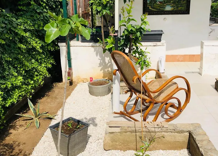 Leah Ξενοδοχείο με διαμερίσματα Γερακινή